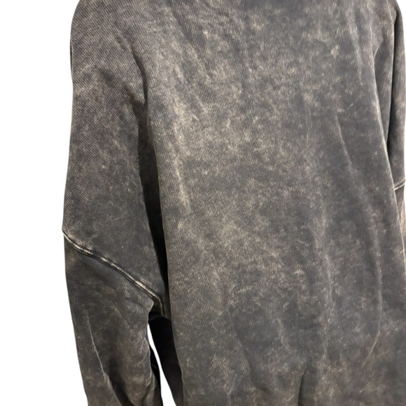 WILD FABLE Manhattan New York Oversized Sweatshirt Black StoneWash Bling Size XL - Picture 7 of 12